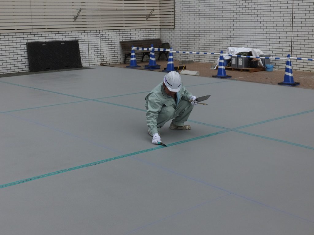 埼玉県さいたま市の某建設会社｜駐車場の塗床工事：ケミクリートE