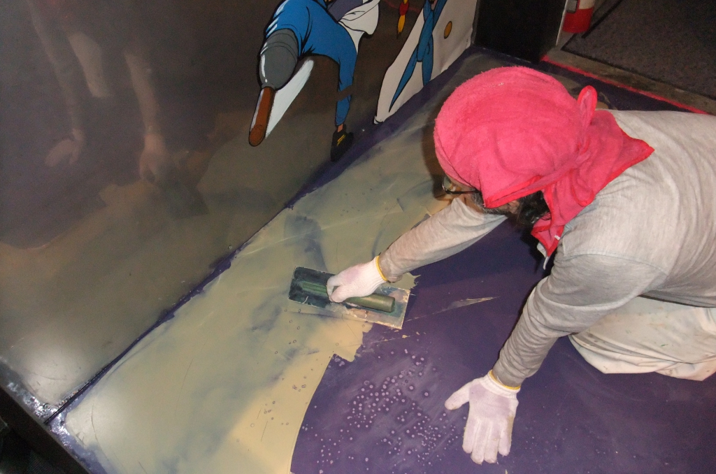 東京都北区赤羽の飲食店塗床（床塗装）｜店舗フロア塗替え：ユータックE