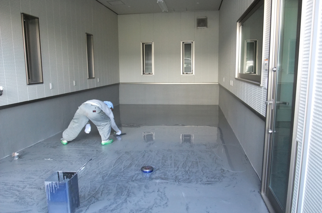 埼玉県志木市の個人邸｜ガレージ（駐車場）床塗装（塗床）工事：ビューコート