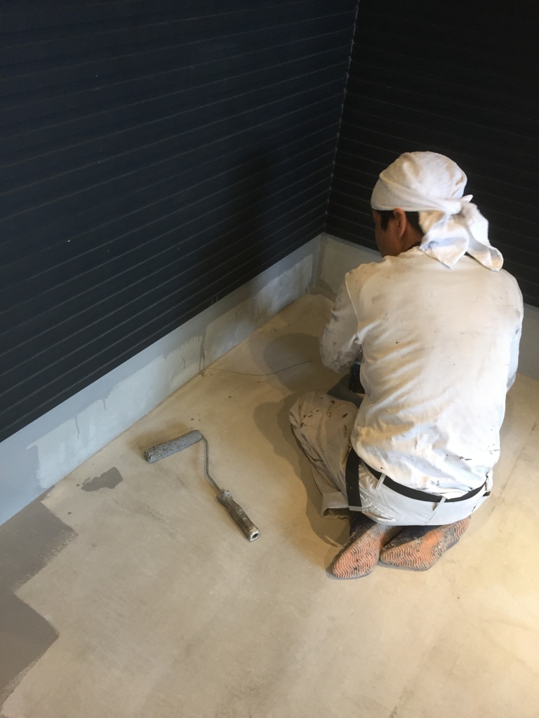 埼玉県草加市の個人邸ガレージ（駐車場）｜床塗装（塗床）工事：ケミクリートＥＰカラー