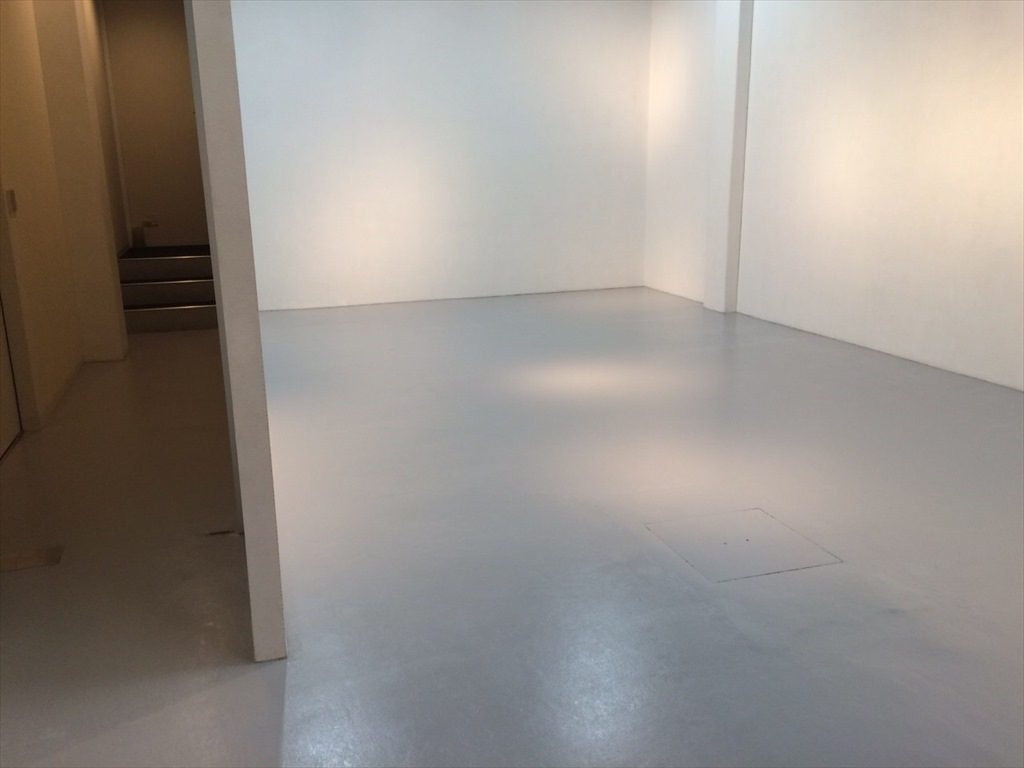東京都江東区のギャラリー｜床塗装の塗替え工事：サンデーペイント