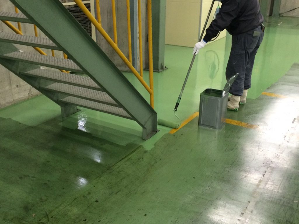 東京都品川区の倉庫｜床塗装（塗り床）改修工事：ジョリエースＥ薄膜工法