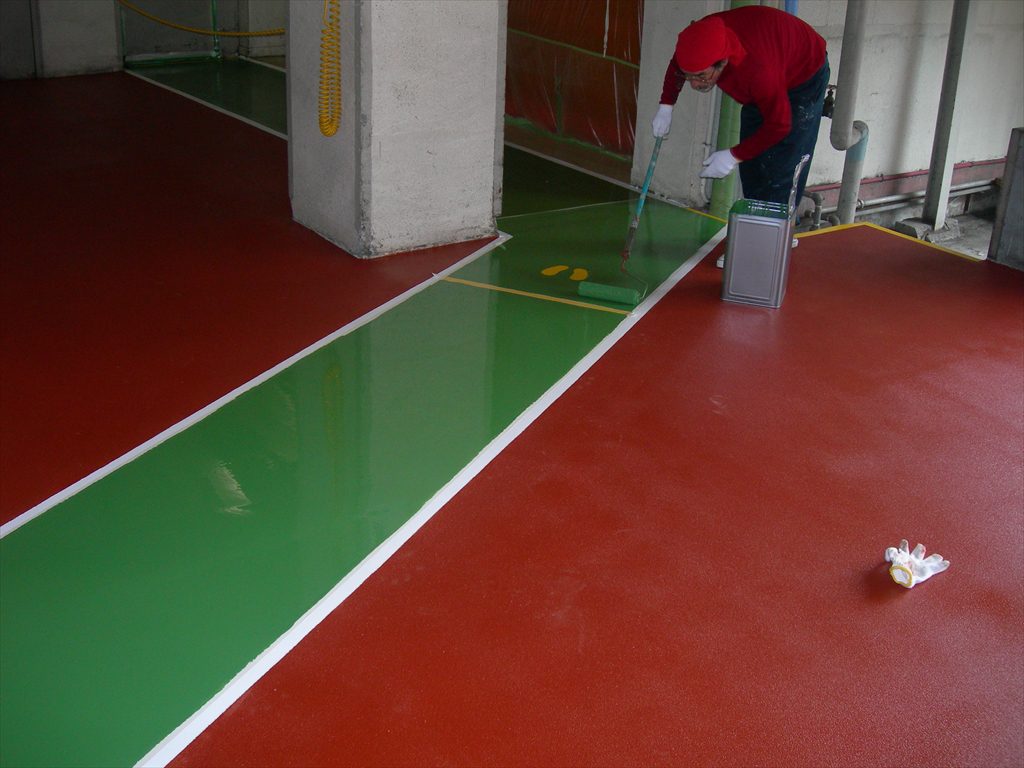 神奈川県の食品工場｜荷捌き場床塗装（塗床）塗替え工事：ケミクリートＥ