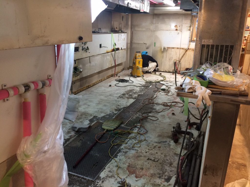 東京都中央区丸の内の牛丼店｜厨房塗り床改修工事：タフクリートＭＨ