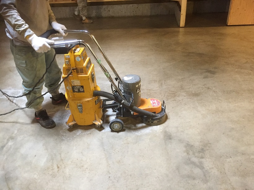 神奈川県箱根の個人邸ガレージ（駐車場）｜床塗装（塗床）工事