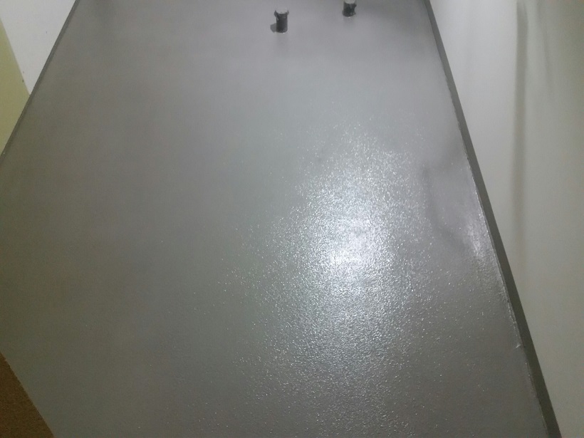 千葉県松戸市のラーメン店｜厨房防滑塗床（床塗装）工事：ケミクリートＥペースト防滑工法