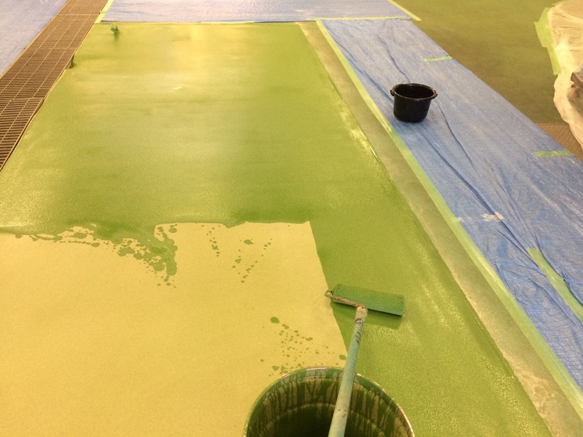 埼玉県内の給食センター｜厨房洗浄機下の塗床（床塗装）改修工事：ケミクリートクイックＥ