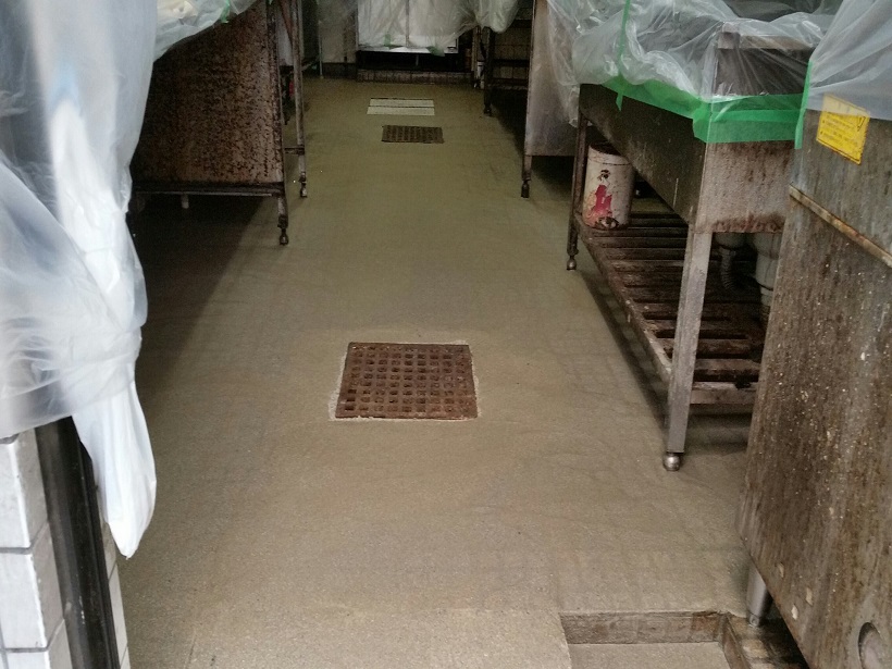 東京都中野区のおそば屋さん｜厨房塗床（床塗装）工事（改修）