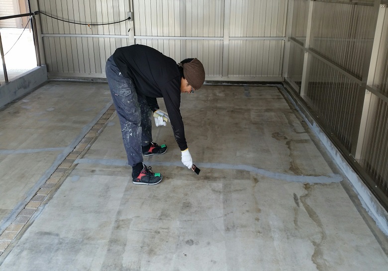 埼玉県深谷市の個人邸の駐車場（ガレージ）｜塗床工事（床塗装）：ケミクリートＥＰカラー
