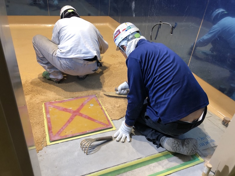 埼玉県蕨市のスーパーマーケットの厨房｜耐熱塗床を施工：タフクリートＭＨ