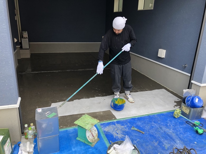 東京都足立区の個人邸｜ガレージ（駐車場）塗床（床塗装）剥離を解決：エポキシ樹脂塗床