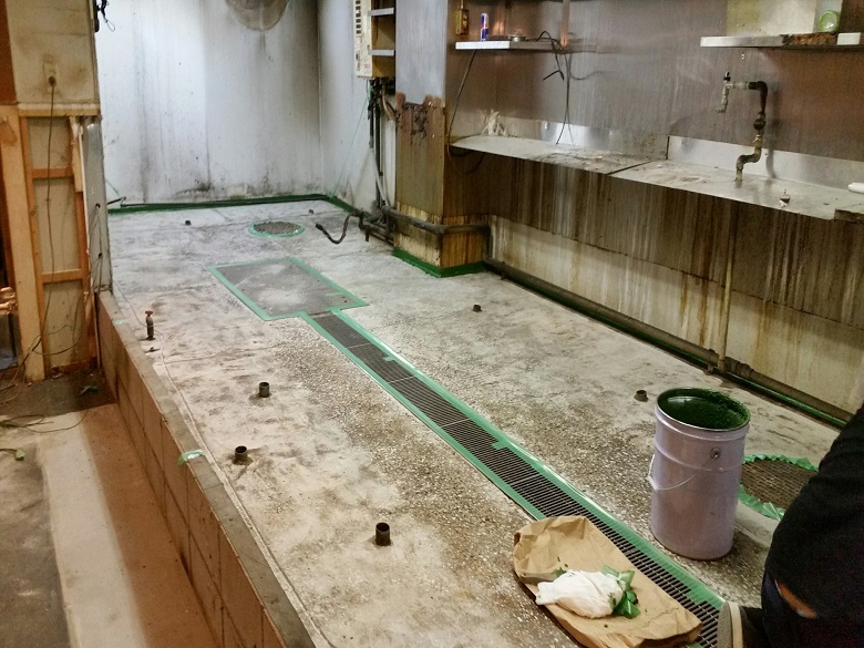 東京都中央区銀座の飲食店（居酒屋）厨房｜塗床（床塗装）改修工事：タフクリートＭＨ
