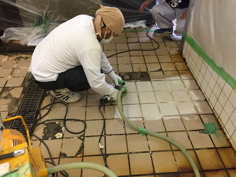 千葉県柏市の和菓子店「伊勢屋」様｜工場床タイルの剥がれを塗床（床塗装）で改修：タフクリートＭＨ