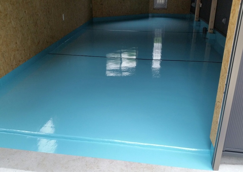 東京都国分寺市の個人邸ガレージ（駐車場）｜床塗装（塗床）：ケミクリートＥＰカラー