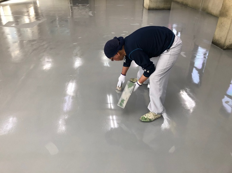 神奈川県厚木市の精密機械工場｜床塗装（塗床）工事：ケミクリートＥ