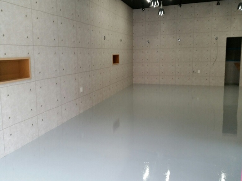 埼玉県伊奈町のカーコーティング工場｜工場らしく見える床塗装工事：ジョリエースＥ