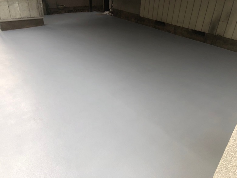工場・倉庫の塗床が滑る場合の防滑塗床の施工