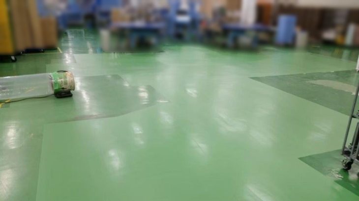 卵の生産工場の塗床（床塗装）工事｜千葉県 工場内仕分けラインの剥がれた床の補修工事（ケミクリートMS・L）
