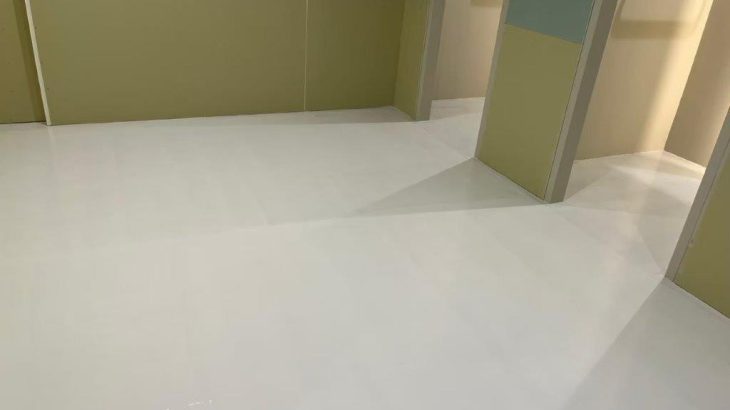 某アパレルの塗床（床塗装）工事｜東京都渋谷区 洋服売り場の床補修工事（ルメアコートAU）