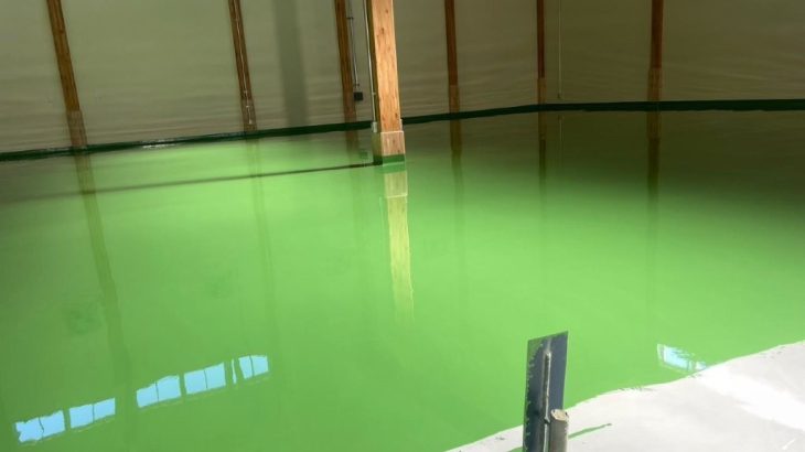 病院マットレスクリーニング製造工場の床塗装（塗床）工事｜山梨県韮崎市 作業場の新築塗床工事（ケミクリートE）