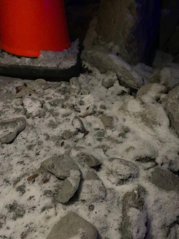 道中の雪
